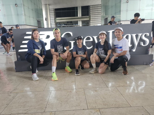 Mantan Pelari Nasional Triyaningsih Ramaikan Grey Days Run 2024