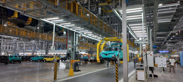 Membangun Ekosistem dan Sewa Baterai Jadi Terobosan VinFast Menaklukkan Hati Peminat Mobil Listrik di Indonesia