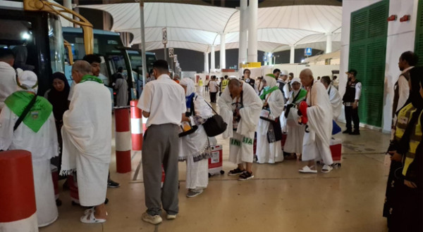 2 Kloter Gelombang 2 Jemaah Haji Indonesia Tiba di Jeddah dalam Kondisi Sehat