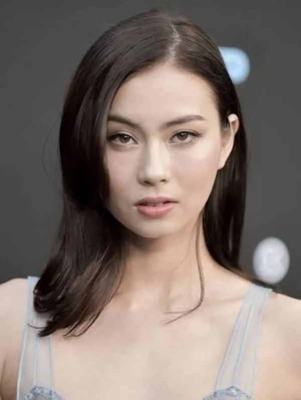 Park Seo Joon Diduga Pacaran dengan Artis Amerika Lauren Tsai