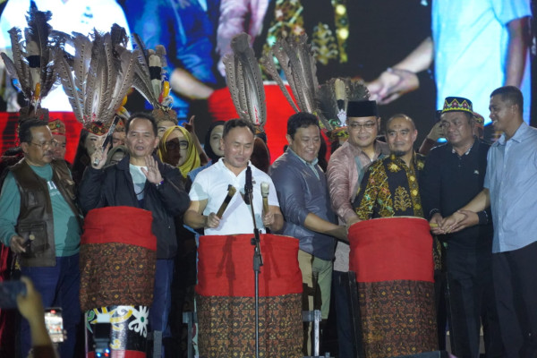 Sukses Digelar, Gubernur Kalteng Resmi Tutup FBIM dan FKN