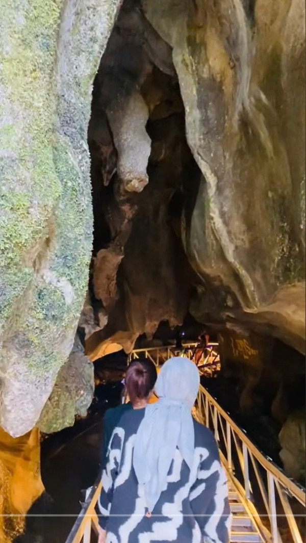 Penampakan Gua Kelelawar, Hidden Gems di Padang yang Belum Banyak Diketahui Wisatawan