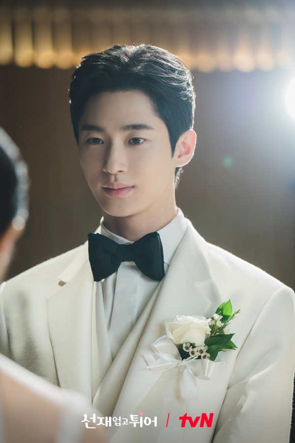 Foto-Foto Pernikahan Lovely Runner, Cetak Rating Baru pada Episode Akhir