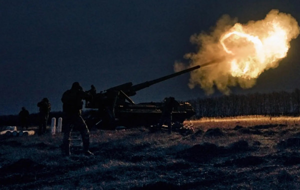 Macron Izinkan Ukraina Gunakan Senjata Prancis untuk Menyerang Target di Wilayah Rusia
