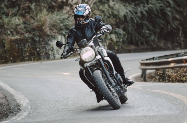 Hunter Scrambler SK500, Moge untuk Ujian SIM C1 Seharga Rp200 Jutaan