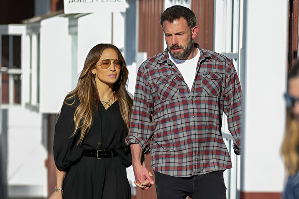 Jennifer Lopez Move On dari Ben Affleck, Pasrah dengan Pernikahannya