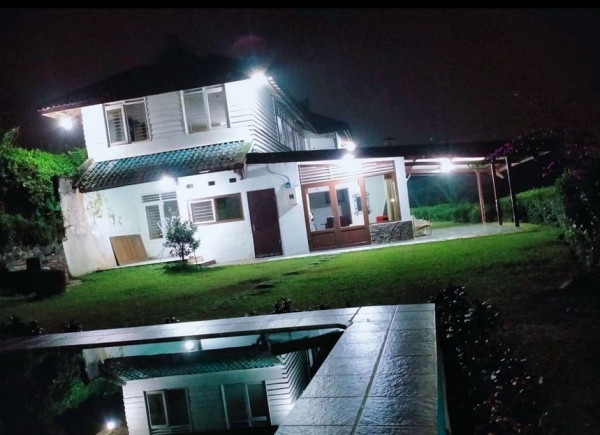 Vila Terdingin di Puncak Bogor dengan Harga Ramah Kantong, Ajak Keluarga Besar cuma Bayar Rp2 Jutaan!