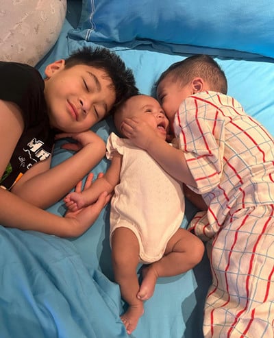 Wajah Lily Anak Adopsi Raffi Ahmad Terungkap, Ternyata Mirip Sosok Ini