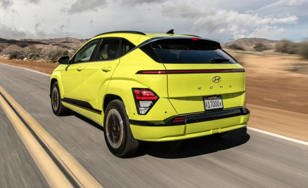 Mobil Listrik Pertama dengan Baterai Buatan Lokal, Ini Keunggulan Hyundai Kona Electric