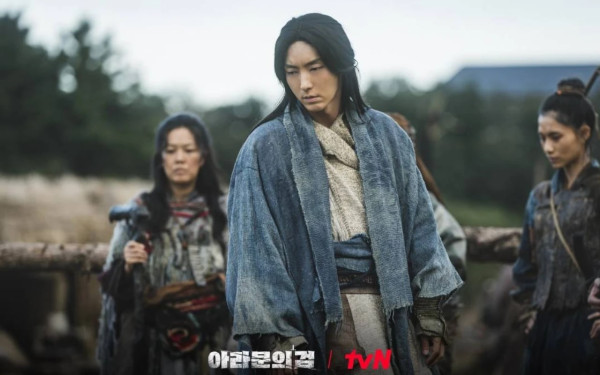Drama Korea dari Lee Joon-gi, si Raja Sageuk dengan Beragam Peran
