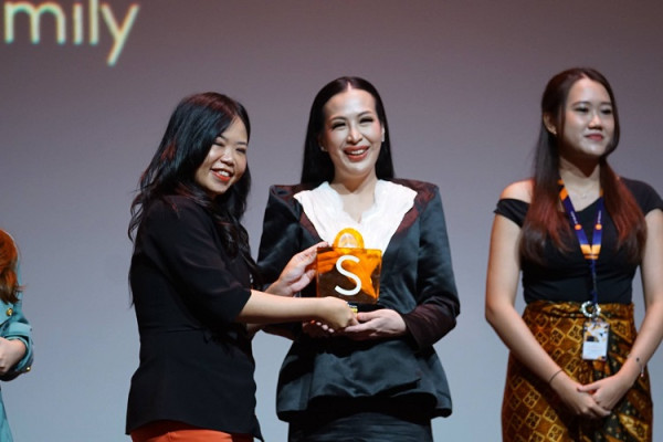 Shopee Live Lebih dari 60 Jam Bersama Mami Louisse, Ada Flash Sale Mobil dan Motor Hanya Rp6000