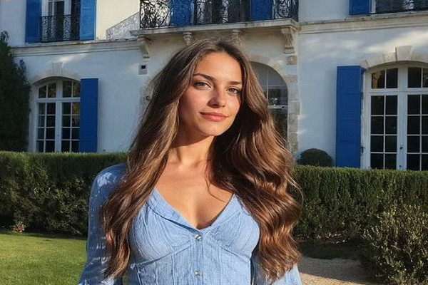 Intip Wanita AI Tercantik, Dinobatkan Jadi Miss AI Pertama di Dunia
