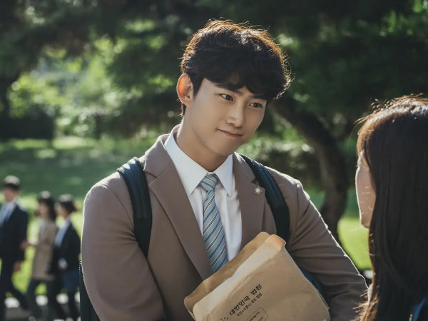 5 Drama Korea dengan Karakter yang Pura-Pura Bodoh, Nomor Terakhir Bikin Geregetan