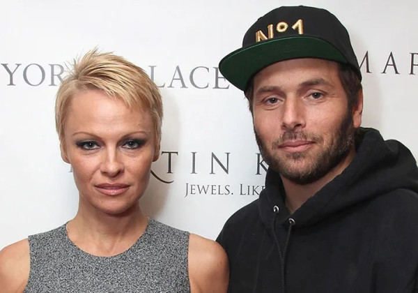 10 Pernikahan Artis Hollywood Paling Singkat, Ada yang Bertahan 55 Jam