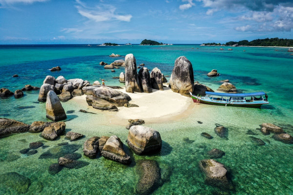 10 Pulau Terindah di Indonesia, Surga Tropis yang Wajib Dikunjungi
