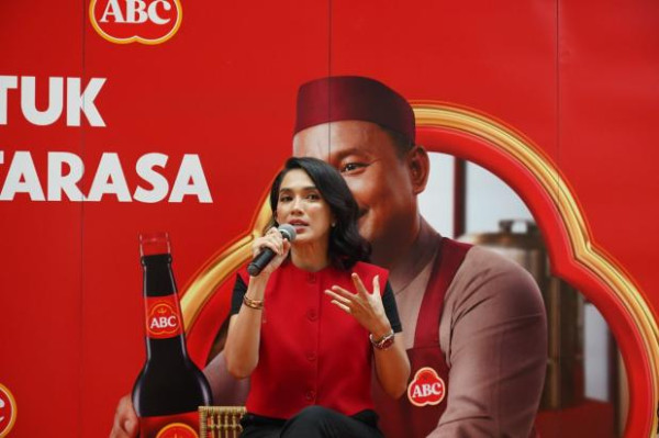 Ini Alasan Ussy Sulistiawaty Tetap Masak untuk Keluarga, Meski Sibuk dan Miliki ART