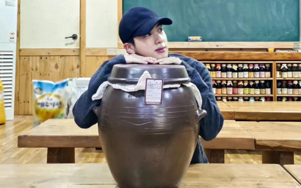 Nominasi dan Penghargaan Koleksi Jin BTS, Idol yang Baru Selesai Wamil
