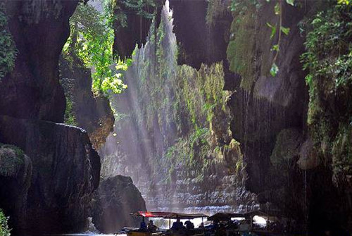 11 Tempat Wisata di Pangandaran yang Seru Dikunjungi, Cocok untuk Liburan Bareng Teman atau Keluarga
