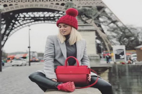 Euro 2024 Bertaburan WAGs Cantik Timnas Prancis, Ada yang Berhijab