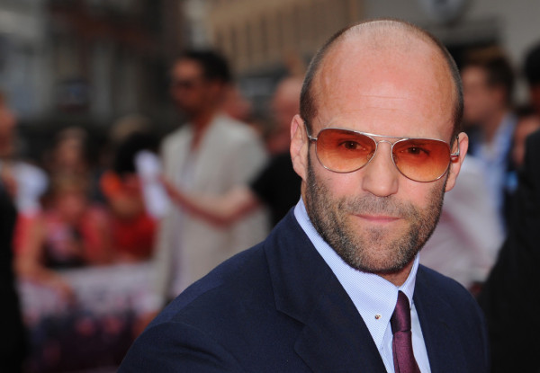10 Artis Hollywood Ini Nyaris Tewas, Jason Statham Terjun ke Laut Gegara Rem Mobil Blong