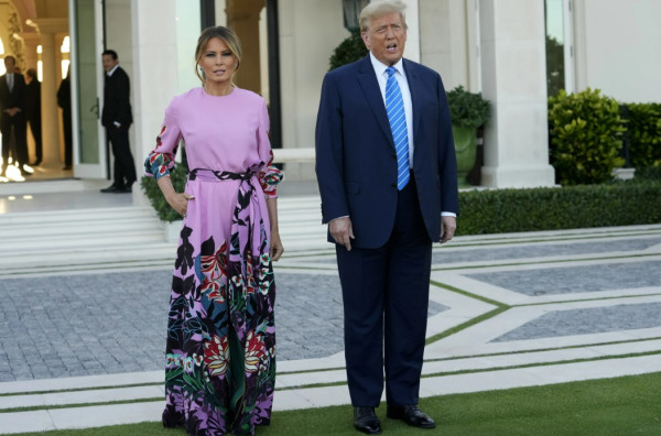 Mengapa Melania Trump Tidak Terlihat Mendampingi Suaminya saat Berkampanye?