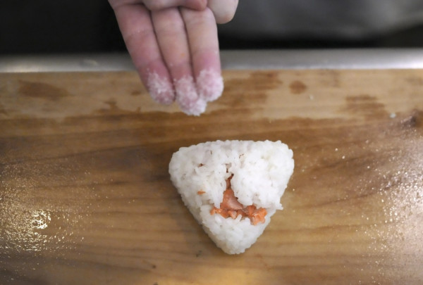 6 Fakta Unik Onigiri, dari Makanan Jiwa hingga Simbol Terima Kasih