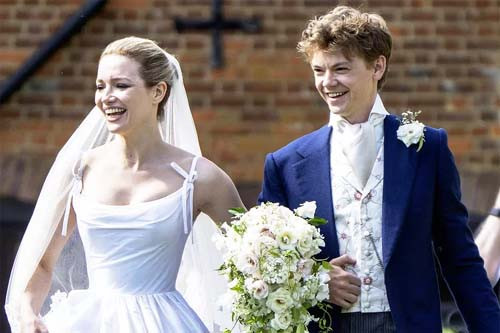Profil dan Kekayaan Talulah Riley, Mantan Elon Musk yang Jadi Istri Thomas Brodie-Sangster