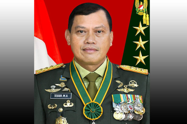 Letjen TNI Aktif Penyandang Brevet Komando Kopassus dan Para Utama, Nomor 1 Peraih Adhi Makayasa