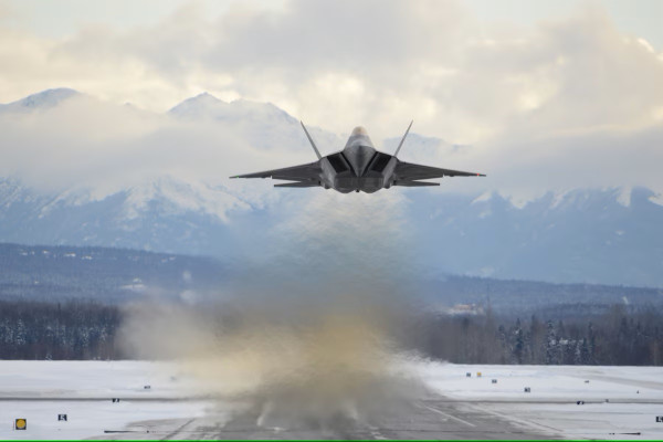 F-22 Raptor, Jet Tempur Siluman AS Mendarat di Indonesia: Spesifikasi & Misi Latihan Militer