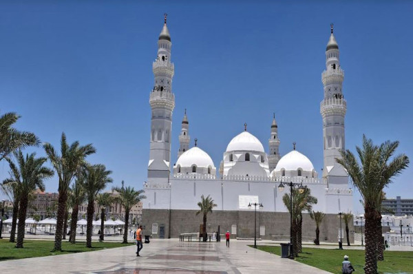 7 Destinasi Wisata Bersejarah di Kota Madinah yang Wajib Diziarahi