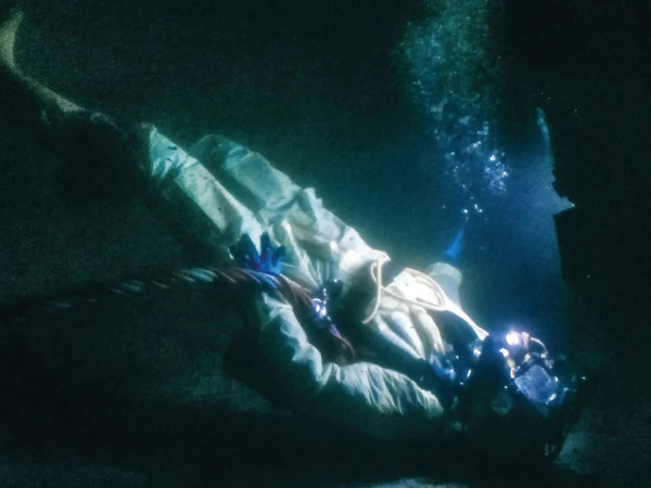 Review The Last Breath, Tegangnya Bikin Penonton Ikut Menahan Napas!
