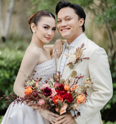 6 Artis Indonesia Kelahiran 2000 yang Sudah Menikah, Terbaru Beby Tsabina