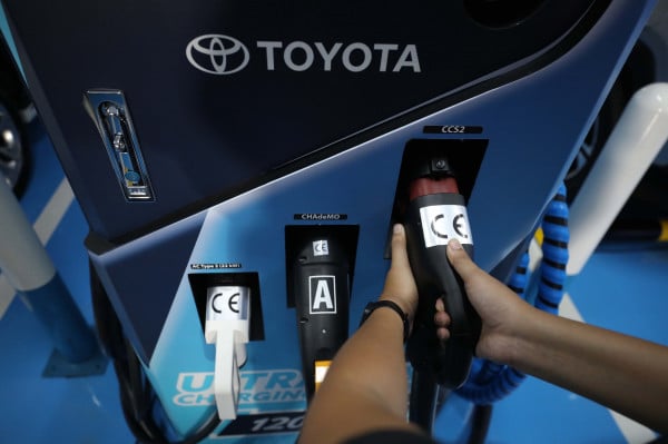 Toyota Tambah Stasiun Pengisian Daya Listrik di Gandaria City, Ingin Manjakan Pengguna Mobil Listrik