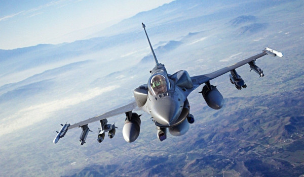 Cek Perbandingan Spesifikasi Jet Tempur F-16 vs F-35A, Layak Diganti?
