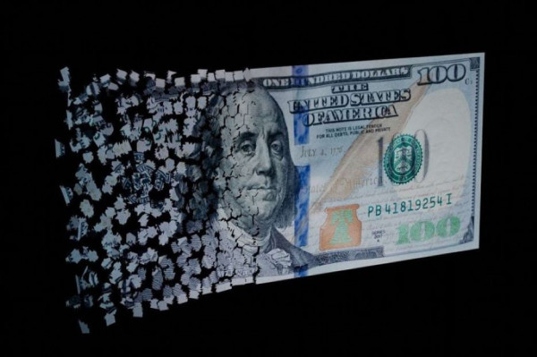 Dipicu Sanksi, Dolar AS Diprediksi Bakal Kehilangan Dominasi
