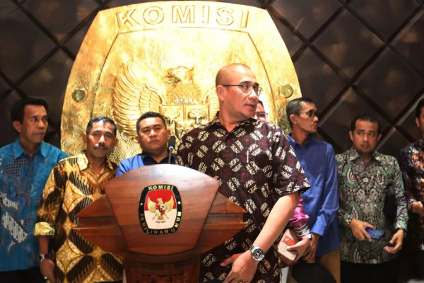Hasyim Asy'ari Meminta Maaf