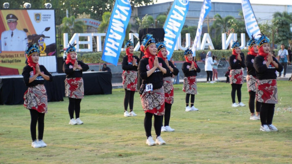 Dorong Gaya Hidup Sehat, Yamaha Gelar Kompetisi Senam dengan Ratusan Peserta