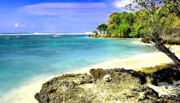 5 Pantai Terindah di Banyuwangi, G-Land Tempat Selancar Terbaik Dunia