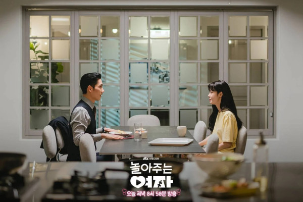 5 Perbedaan My Sweet Mobster versi Drakor dan Webtoon