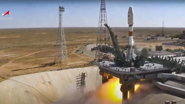 Mengapa Rusia Menyebar 2.600 Satelit pada 2036?