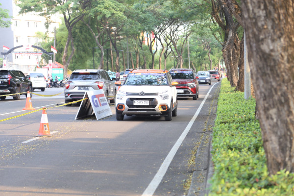 GIIAS 2024: Test Drive & Test Ride Paling Seru! Rasakan Sensasi Off-Road & Mobil Listrik Terendam Air