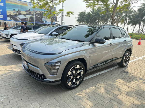 Review dan Kesan Pertama Hyundai All New Kona Electric: Lebih Besar, Mewah, dan Canggih