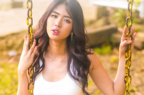 5 Film Filipina yang Dibintangi Azi Acosta, Memuat Adegan Dewasa