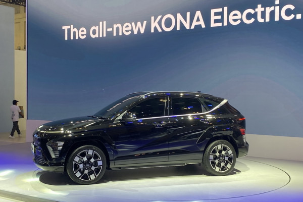 Hyundai Luncurkan All New Kona EV di GIIAS 2024, Dibanderol mulai Rp400 Jutaan