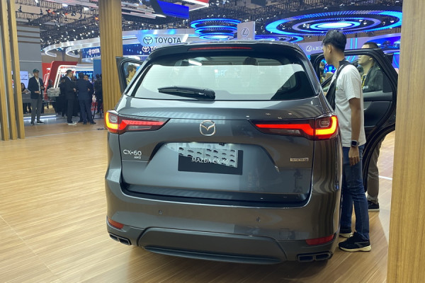 Mazda Rilis Model Baru CX-60 Pro di GIIAS 2024, Dibanderol Rp700 Jutaan