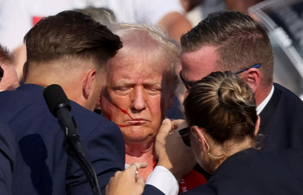3 Hal Mencurigakan dalam Upaya Penembakan Donald Trump Versi Pakar Senjata Rusia