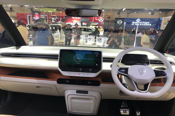 GIIAS 2024, Volkswagen Luncurkan Mobil Listrik Tercanggih
