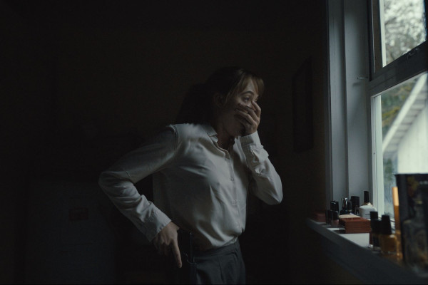 Review Film Longlegs: Horor Mengerikan, tapi Kurang Nendang