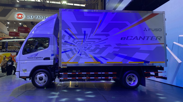 Fuso eCanter Resmi Dijual di Indonesia, tapi Harga Masih Misteri