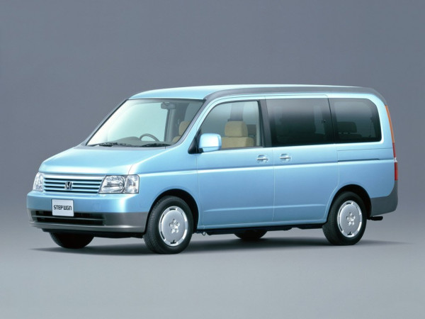 Evolusi Honda Step WGN dari Generasi Pertama 1996 hingga Terbaru di GIIAS 2024